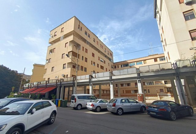 Appartamento Viale Sicilia - 1