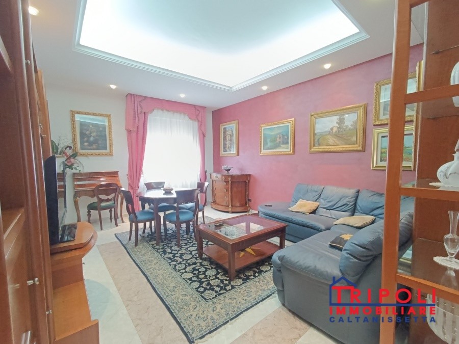 Sale Four rooms, Caltanissetta